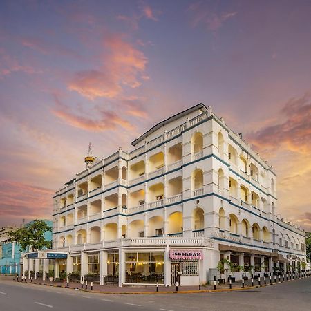 Sentrim Castle Royal Hotel Mombasa Bagian luar foto