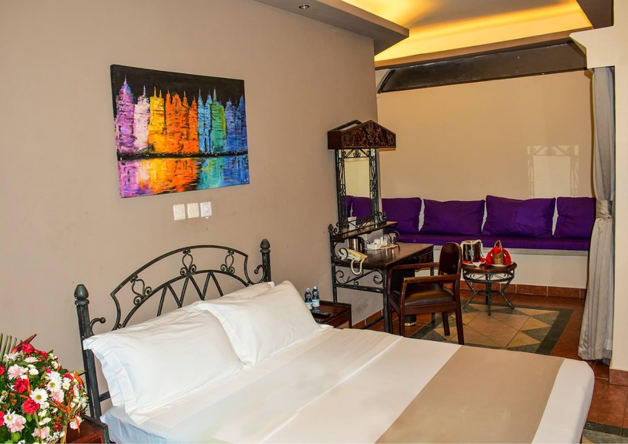 Sentrim Castle Royal Hotel Mombasa Bagian luar foto