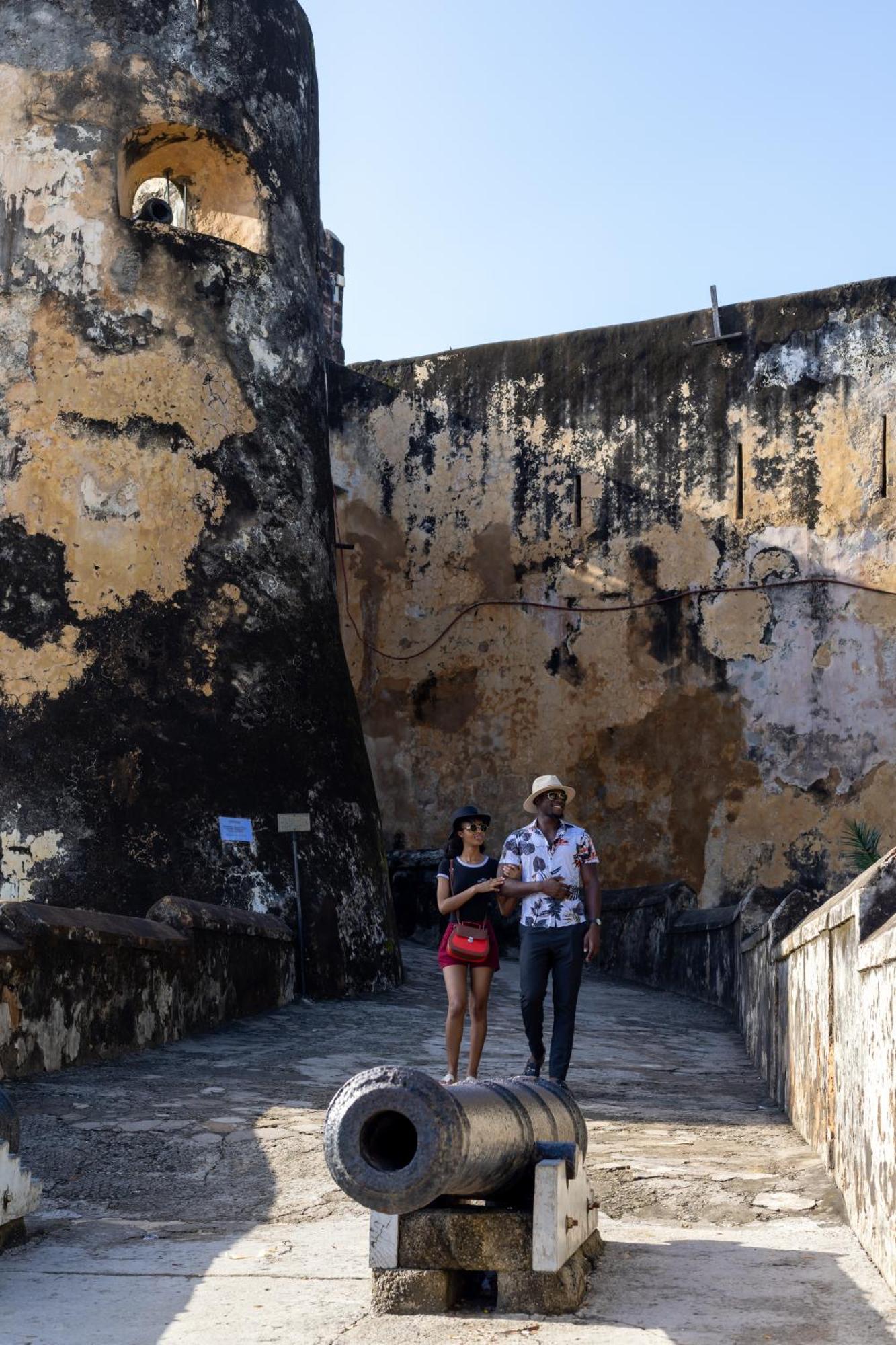 Sentrim Castle Royal Hotel Mombasa Bagian luar foto